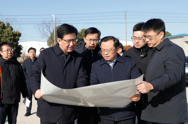 20250208“新年第一推”！全力推進(jìn)低效工業(yè)用地盤活利用跑出加速度、取得新實(shí)效、展現(xiàn)新形象1.jpg