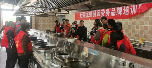 盱眙：深耕技能培訓，賦能就業增收產業發展2.jpg